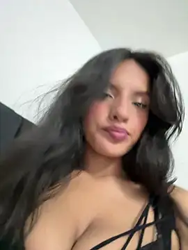 Snapshot of Dulceeany chatting on January 2025 10:58:02 PM Dulceeany online show from January 2025 10:58:02 PM