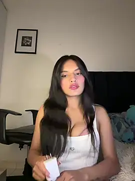 Dulceeany online show from July 2026 01:52:01 AM