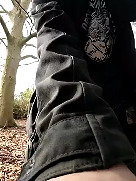 OdinWolf1990 online show from March 2026 01:39:01 PM