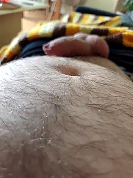 OdinWolf1990 online show from April 2026 02:14:02 PM