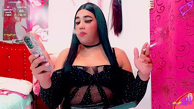 Snapshot of Milas_we chatting on February 2025 08:30:01 PM Milas we online show from February 2025 08:30:01 PM