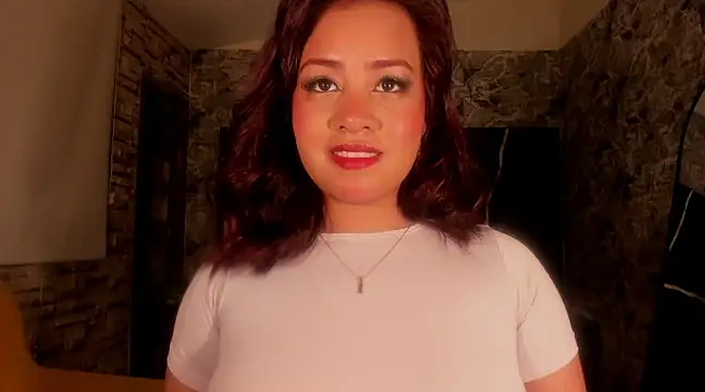 Estrella05  online show from February 2025 03:25:01 AM