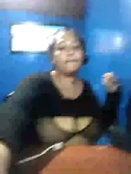 love evelin online show from February 2025 06:29:02 PM