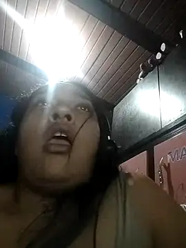 love evelin online show from March 2025 05:06:02 PM