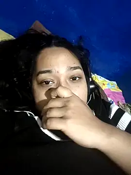 love evelin online show from March 2025 03:25:01 PM