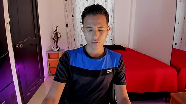 Snapshot of alessandro_wizard chatting on February 2025 07:10:02 PM alessandro wizard online show from February 2025 07:10:02 PM