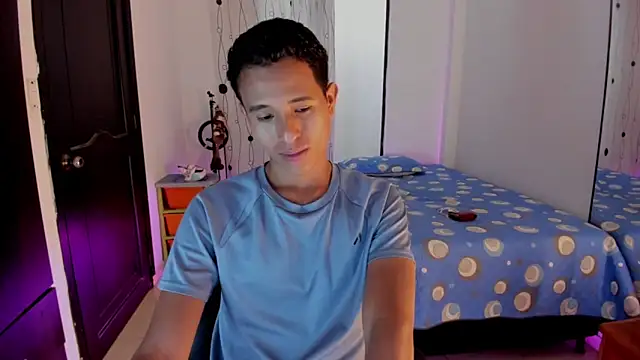 Snapshot of alessandro_wizard chatting on March 2025 06:45:01 PM alessandro wizard online show from March 2025 06:45:01 PM