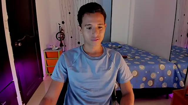 Snapshot of alessandro_wizard chatting on March 2025 09:51:02 PM alessandro wizard online show from March 2025 09:51:02 PM