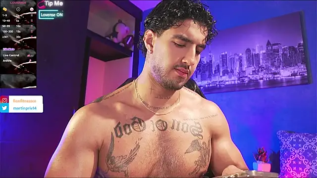 JACOB MARTINS online show from September 2025 11:16:01 PM