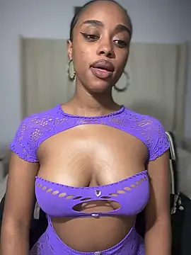 BhadBhad Kitty online show from December 2025 07:28:01 AM