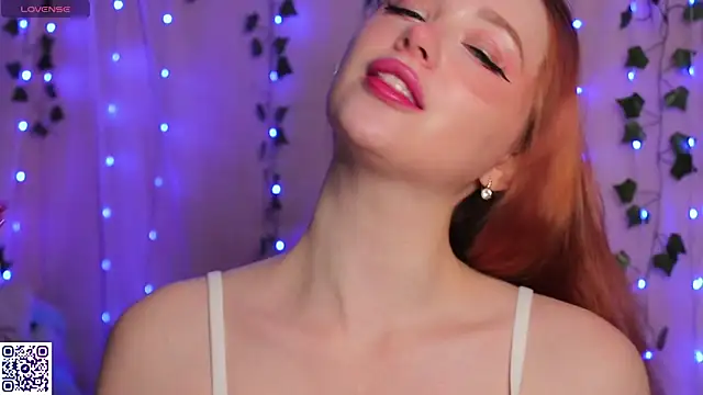 YourSkyAni online show from November 2025 12:09:02 PM