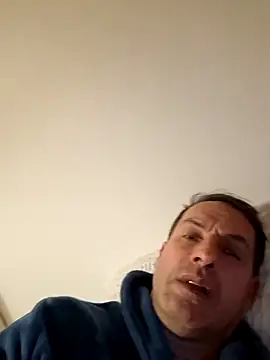 Snapshot of bagoulo chatting on February 2026 09:43:01 PM bagoulo online show from February 2026 09:43:01 PM