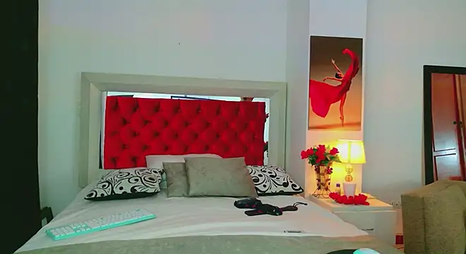 Lizzymontanaa online show from December 2025 11:33:02 PM