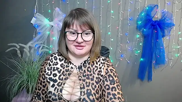 ZannaDreil online show from November 2025 07:03:01 PM