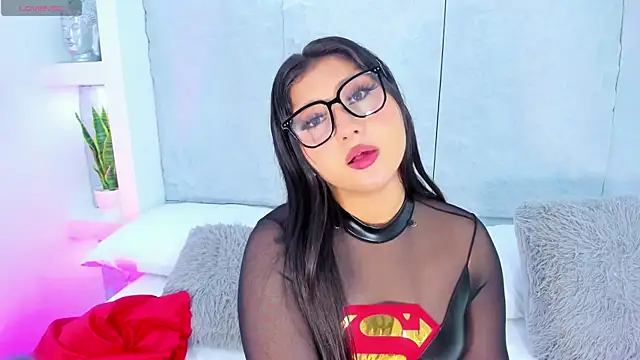 AvyMilton online show from October 2025 11:40:02 AM