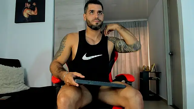 SamirHazard97 online show from June 2026 10:11:01 PM
