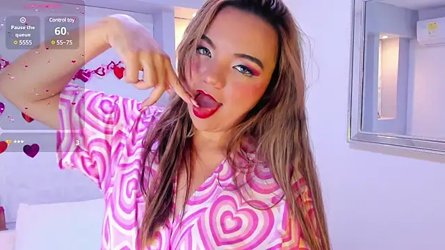 EmilyRouss  online show from February 2025 11:02:01 PM