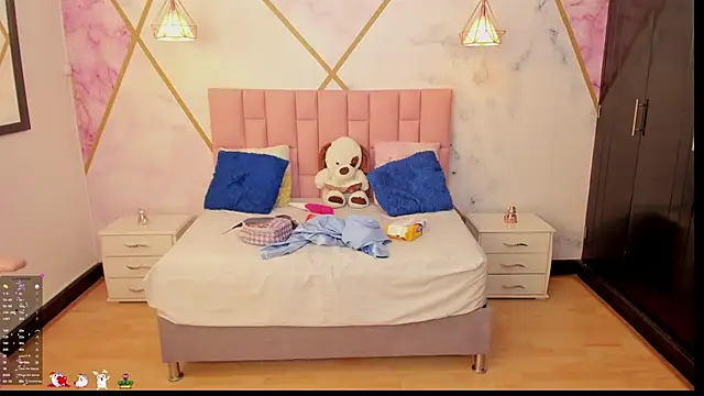 lizortiz online show from January 2025 12:11:02 PM