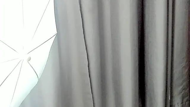 Snapshot of melody_suarez chatting on December 2024 01:39:02 AM melody suarez online show from December 2024 01:39:02 AM