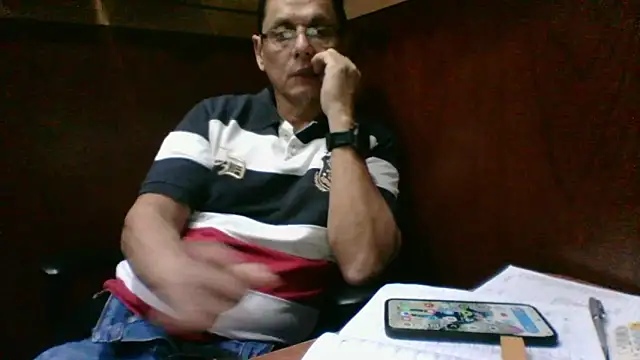 MarcusKelvin online show from November 2025 02:40:02 PM