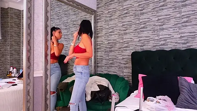 SarraRose online show from October 2025 08:51:01 PM