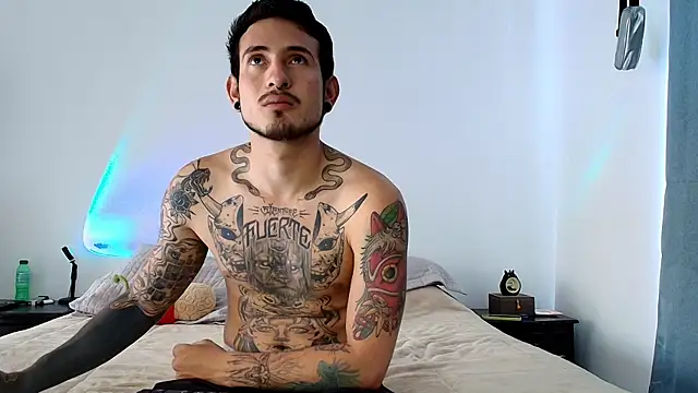 anika lowen02 online show from January 2025 05:07:02 PM