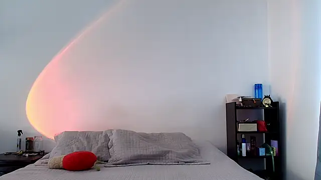 anika lowen02 online show from March 2025 02:29:02 PM