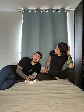 anika lowen02 online show from September 2025 03:01:01 PM