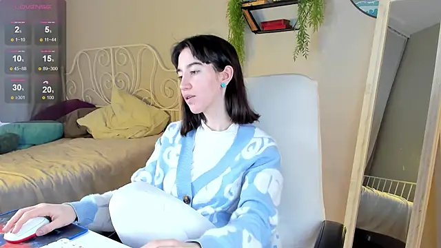 Belle Via online show from January 2025 08:24:01 AM