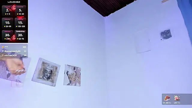 Snapshot of Harmony_Malkova chatting on January 2025 01:34:02 AM Harmony Malkova online show from January 2025 01:34:02 AM