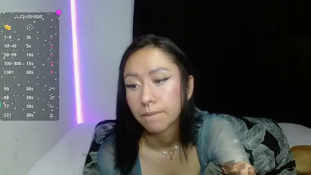 Anne Nicholson online show from December 2024 03:33:02 AM