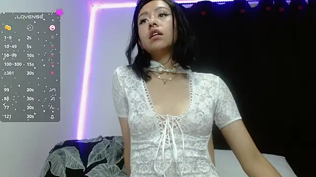 Anne Nicholson online show from December 2024 02:19:01 AM