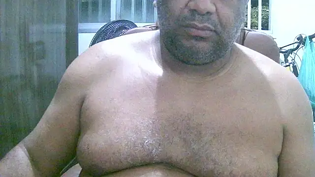 Snapshot of ulmo_br chatting on September 2025 01:05:01 AM ulmo br online show from September 2025 01:05:01 AM