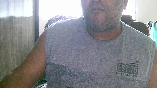 Snapshot of ulmo_br chatting on September 2025 05:13:02 PM ulmo br online show from September 2025 05:13:02 PM