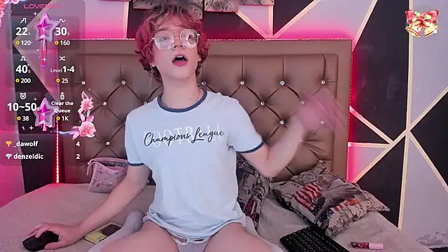 Max lover1 online show from December 2024 06:01:02 PM