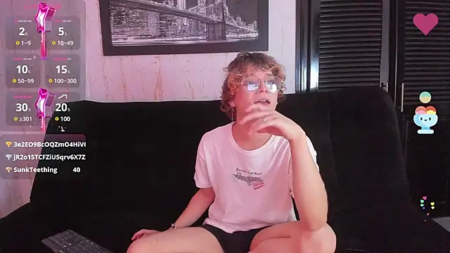 Max lover1 online show from February 2025 03:26:01 PM