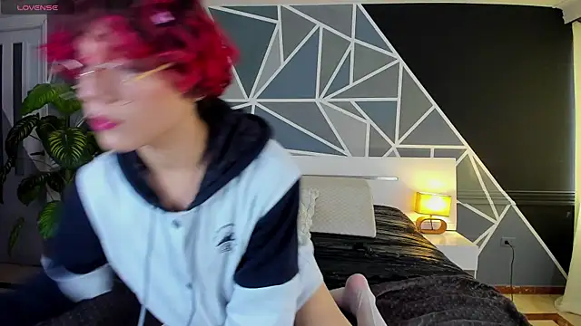 Max lover1 online show from March 2025 07:36:01 PM