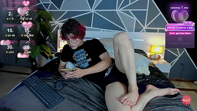 Max lover1 online show from March 2025 10:49:01 PM