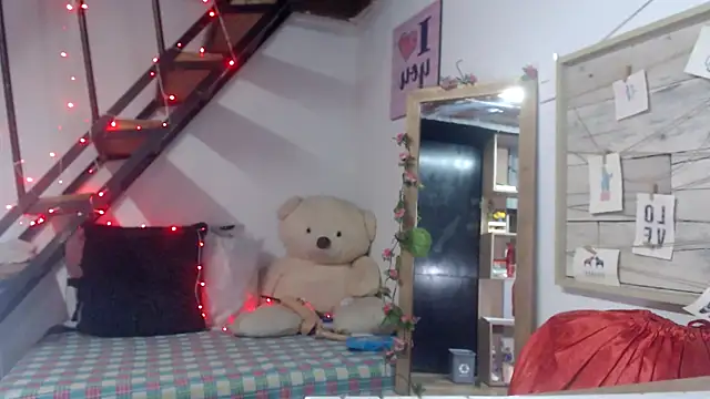 luna sky83 online show from October 2025 05:50:01 AM