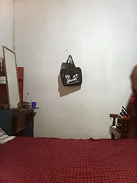 Aroma Sl online show from September 2025 11:18:02 PM