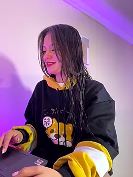 LucyEvans  online show from November 2025 10:58:02 AM