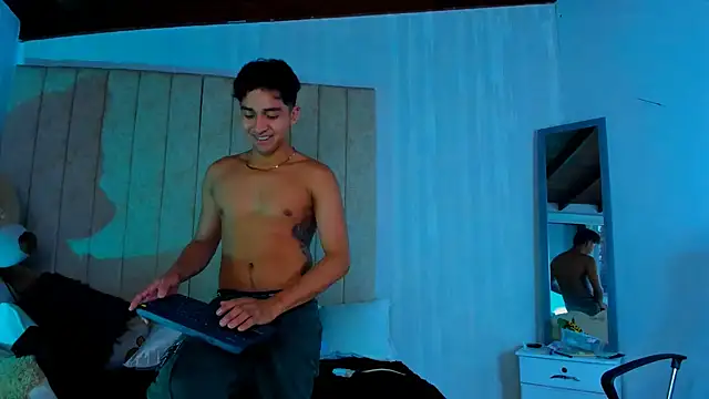 Snapshot of Muichiro_tokito1 chatting on February 2025 10:46:01 AM Muichiro tokito1 online show from February 2025 10:46:01 AM