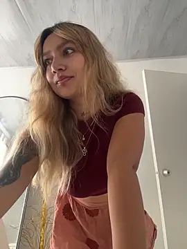 amanda-medrano1 online show from April 2026 03:13:01 PM