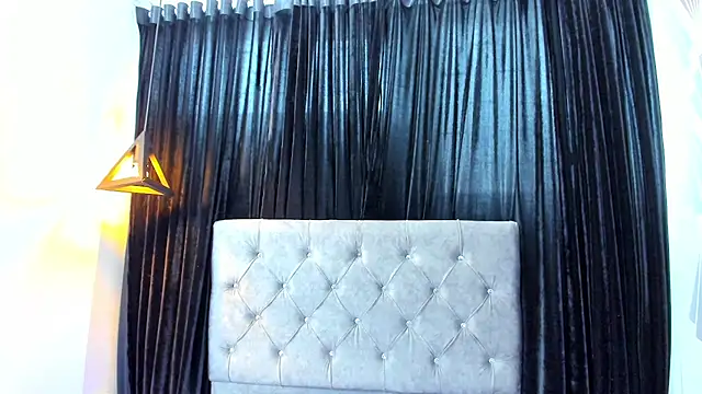 JulessCornett online show from March 2025 08:16:01 PM