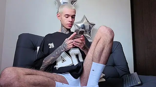 Saturno v online show from September 2025 03:39:02 PM