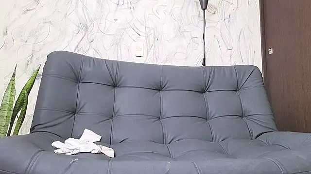 Snapshot of Saturno_v chatting on January 2026 01:05:02 PM Saturno v online show from January 2026 01:05:02 PM