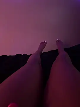 ReineNeferrti online show from April 2026 09:54:01 PM