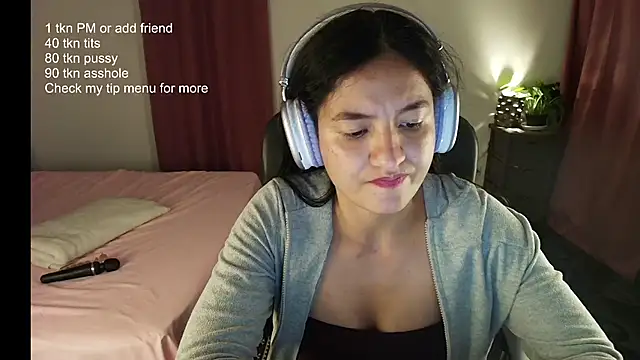 ChloeSanchezx online show from February 2026 12:06:01 AM