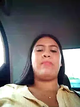 Snapshot of Miia_grand chatting on December 2024 05:25:01 PM Miia grand online show from December 2024 05:25:01 PM