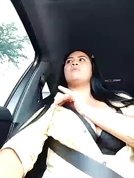 Snapshot of Miia_grand chatting on March 2025 07:06:02 PM Miia grand online show from March 2025 07:06:02 PM